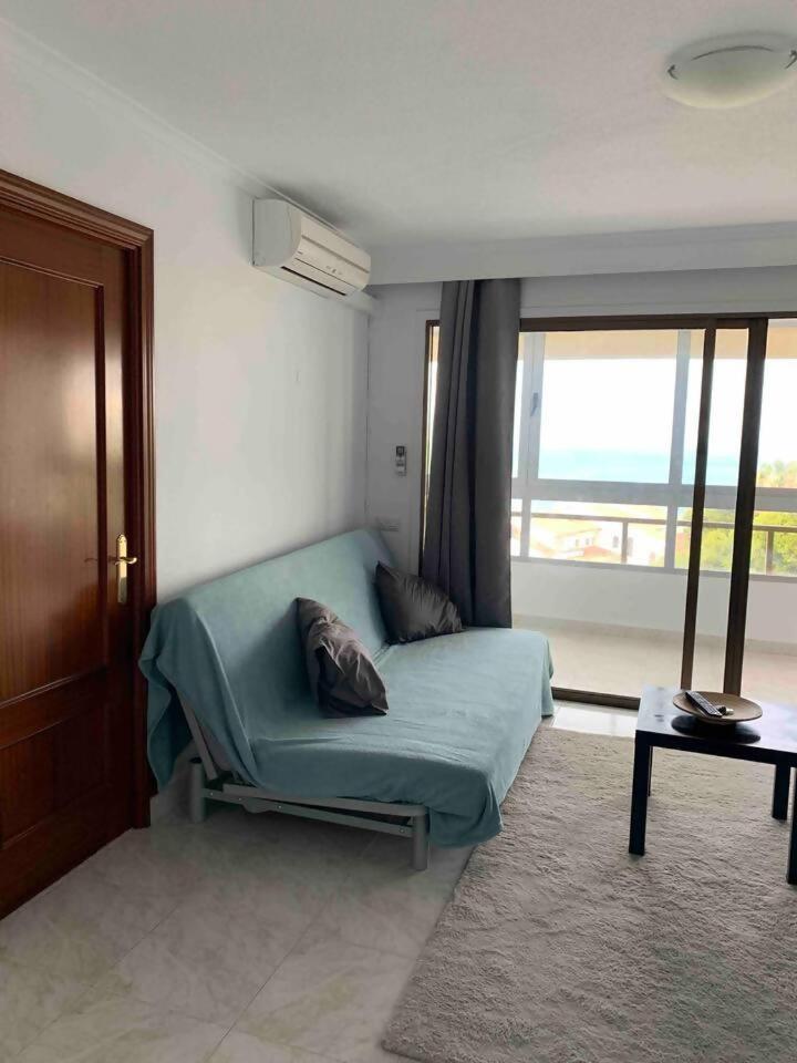 Stunning Apartment 50 Meters From The Sea Benalmadena Exterior photo